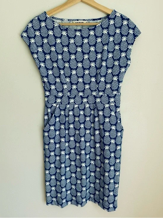 Boden Florrie Jersey Dress in Blue and White - Picture 5 of 8